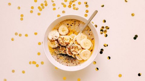 Porridge mit Banane und Zimt