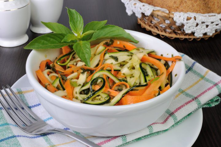 Zucchini karotten salat